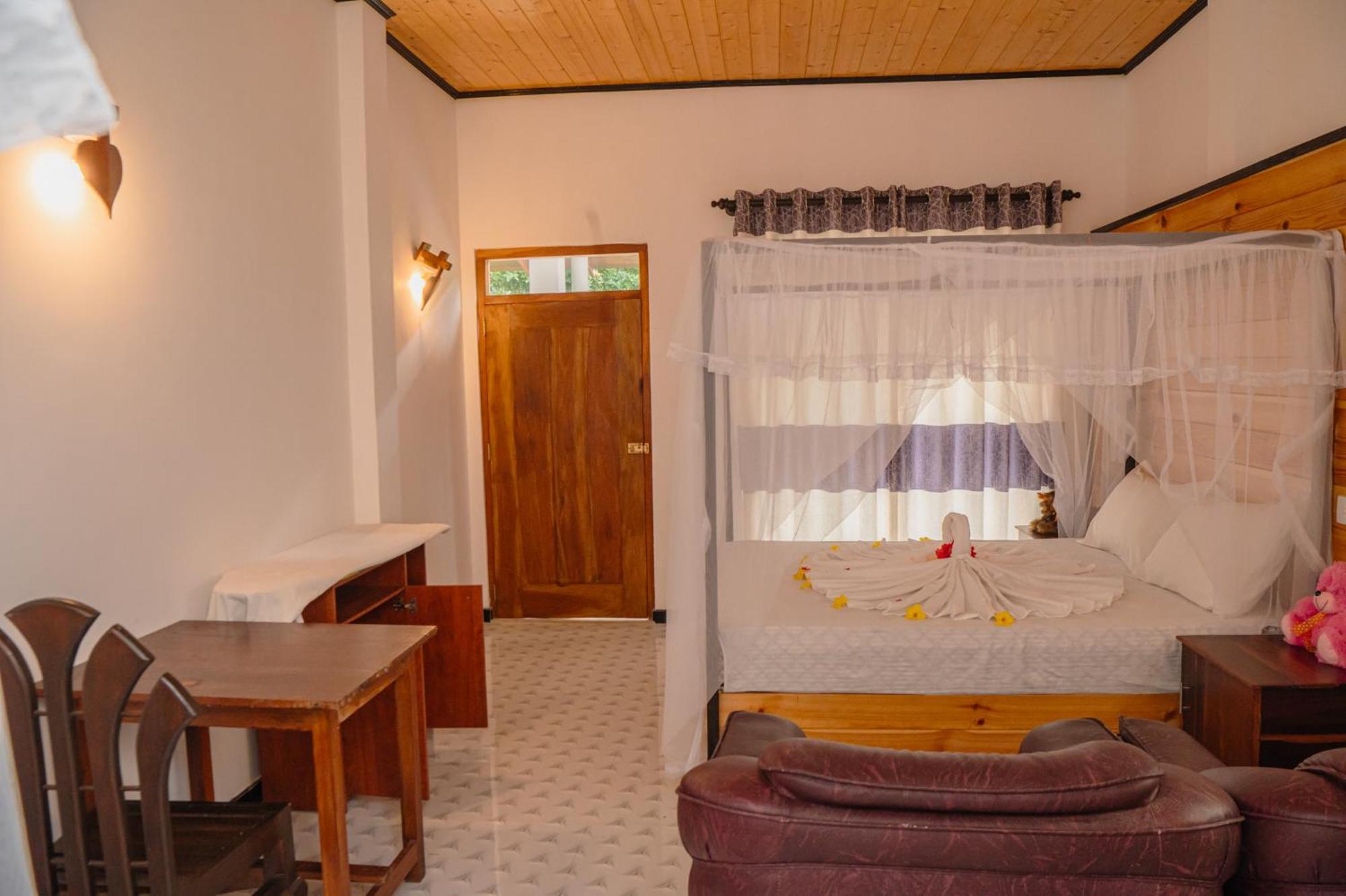 Rekawa Turtle Gate Hotel Тангалла Номер фото