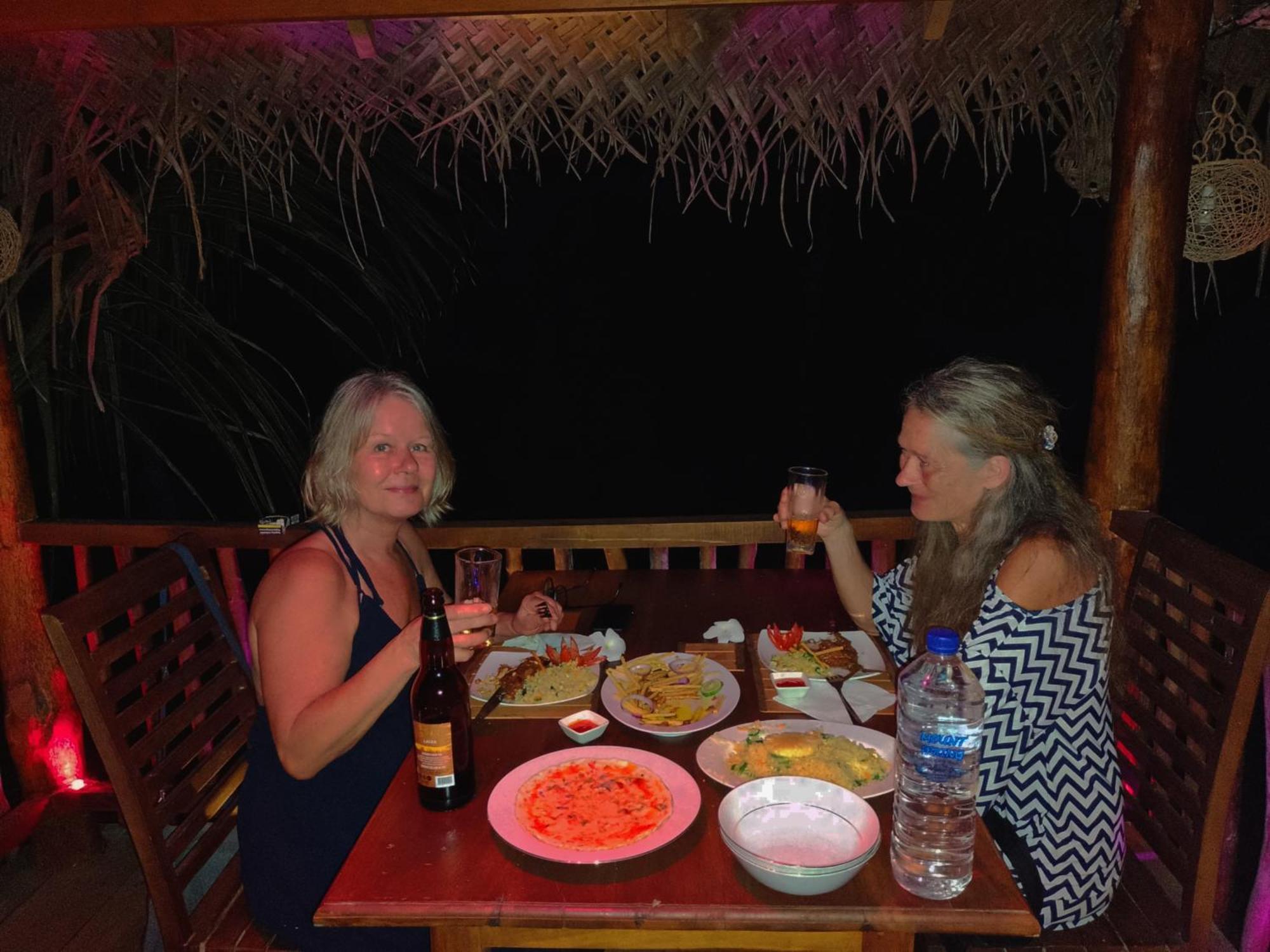 Rekawa Turtle Gate Hotel Тангалла Экстерьер фото
