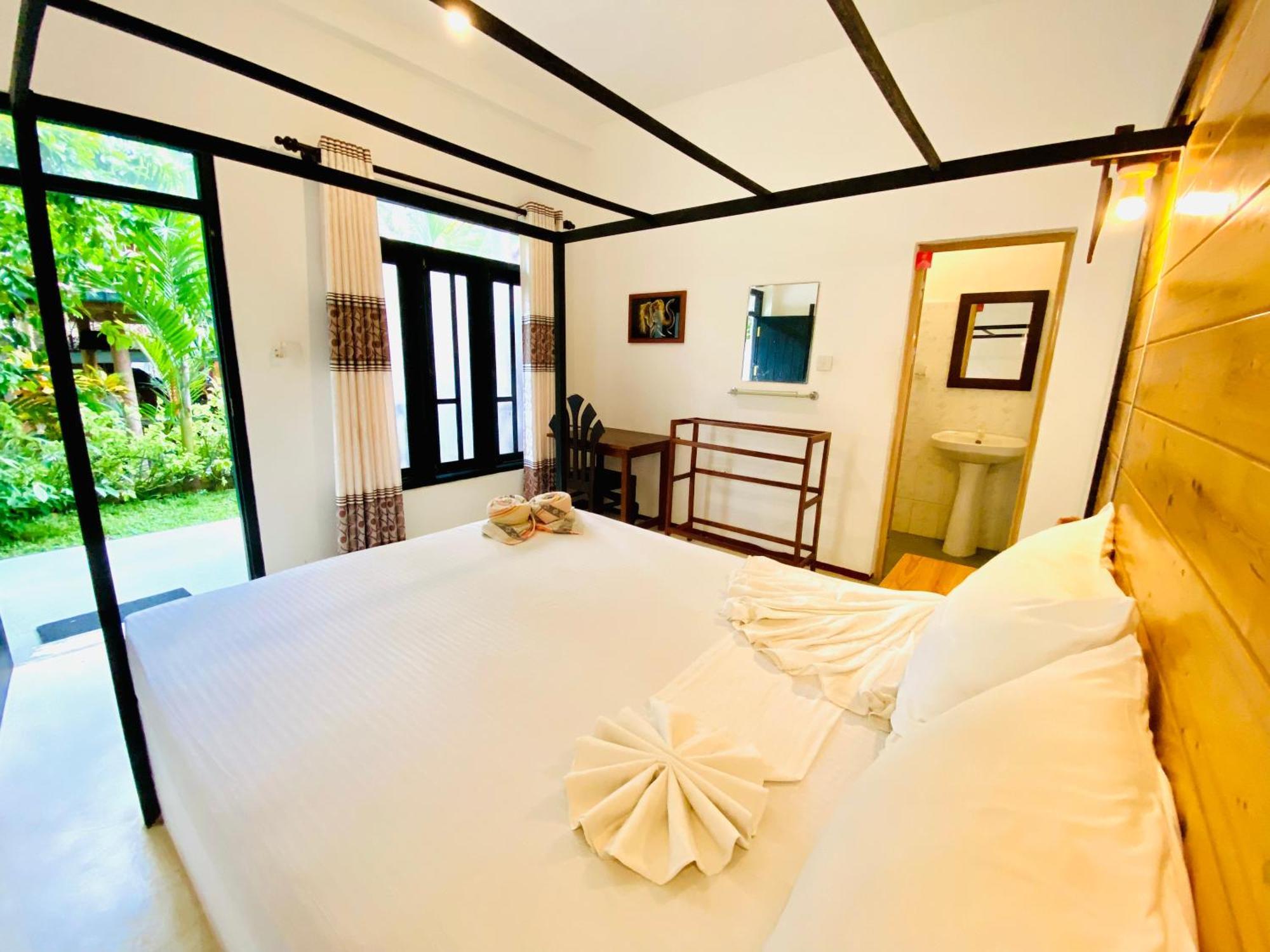 Rekawa Turtle Gate Hotel Тангалла Экстерьер фото