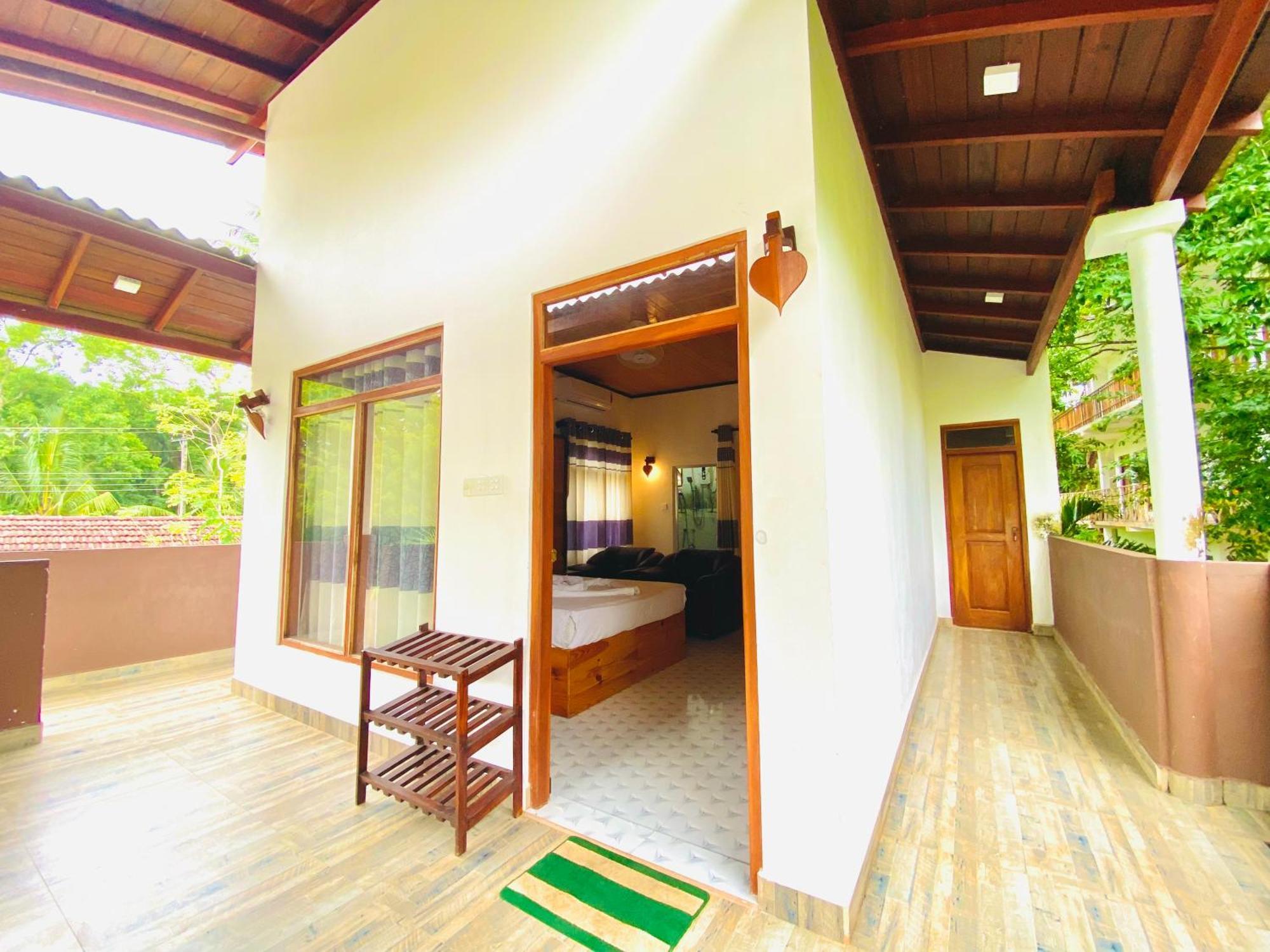 Rekawa Turtle Gate Hotel Тангалла Экстерьер фото
