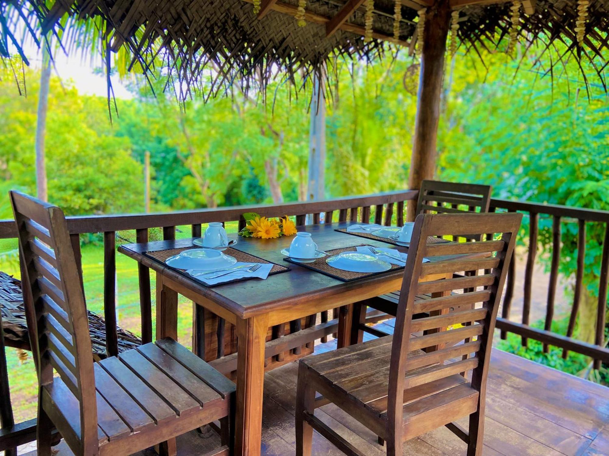 Rekawa Turtle Gate Hotel Тангалла Экстерьер фото