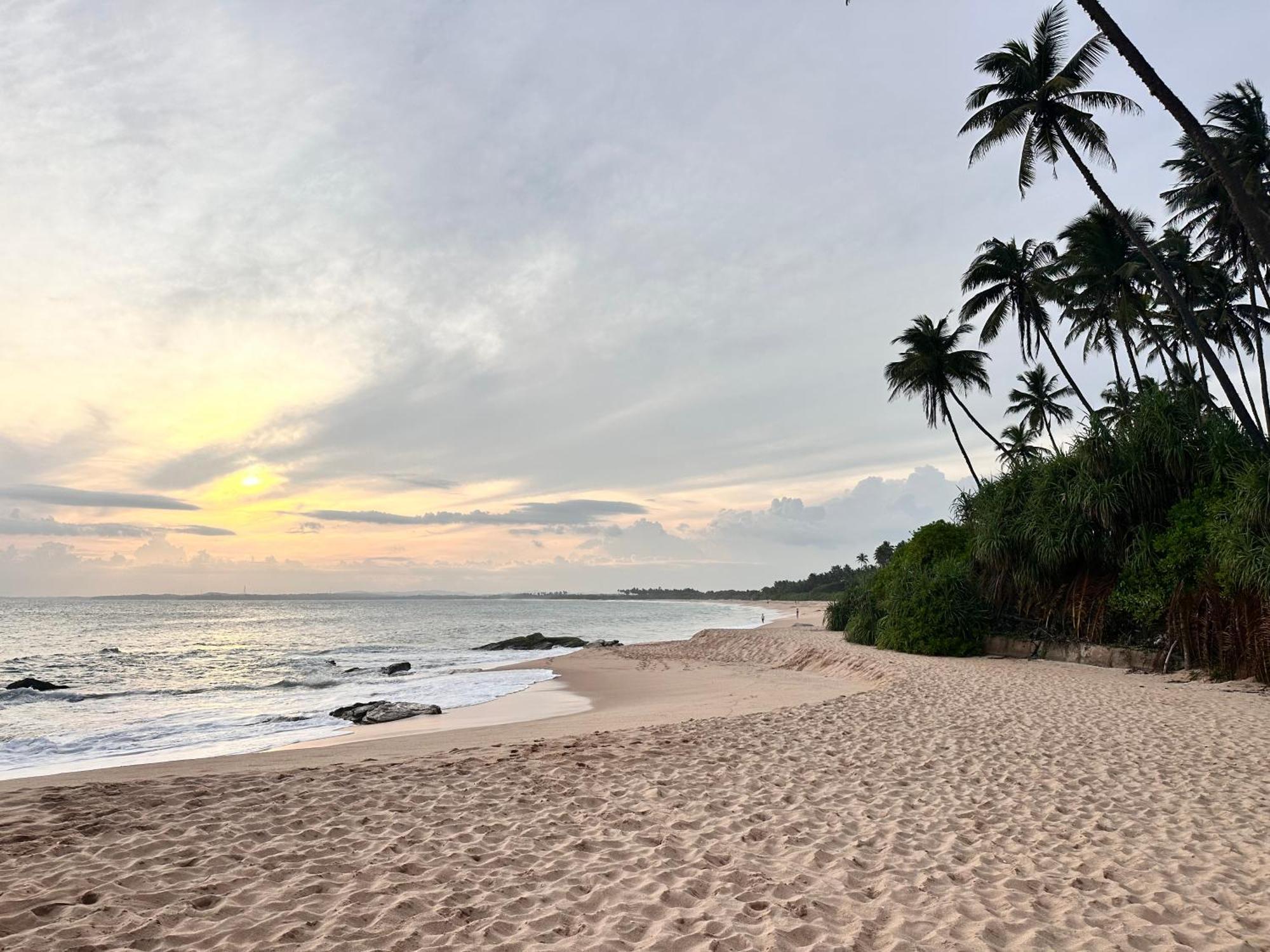 Rekawa Turtle Gate Hotel Тангалла Экстерьер фото