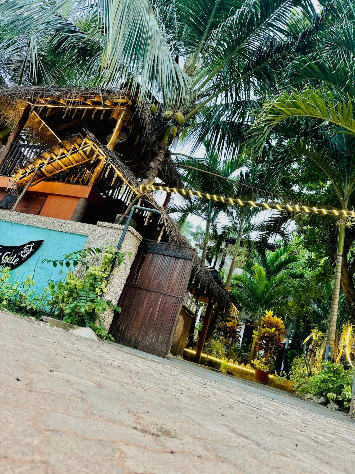 Rekawa Turtle Gate Hotel Тангалла Экстерьер фото